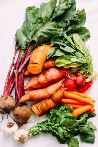 foodiesfeed.com_starchy-vegetables-ready-for-a-hea