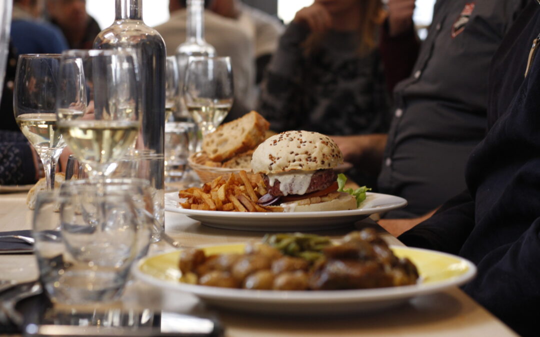 Convivialité Au Ptit Bouchon Cahors